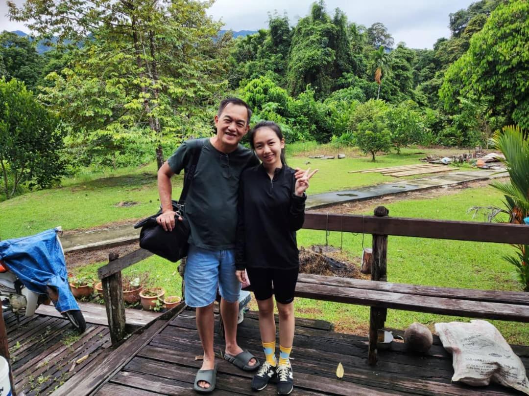 Mulu Tribal Homestay Buitenkant foto