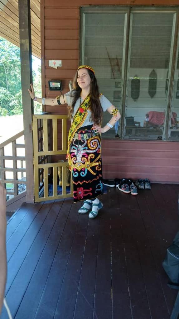 Mulu Tribal Homestay Buitenkant foto